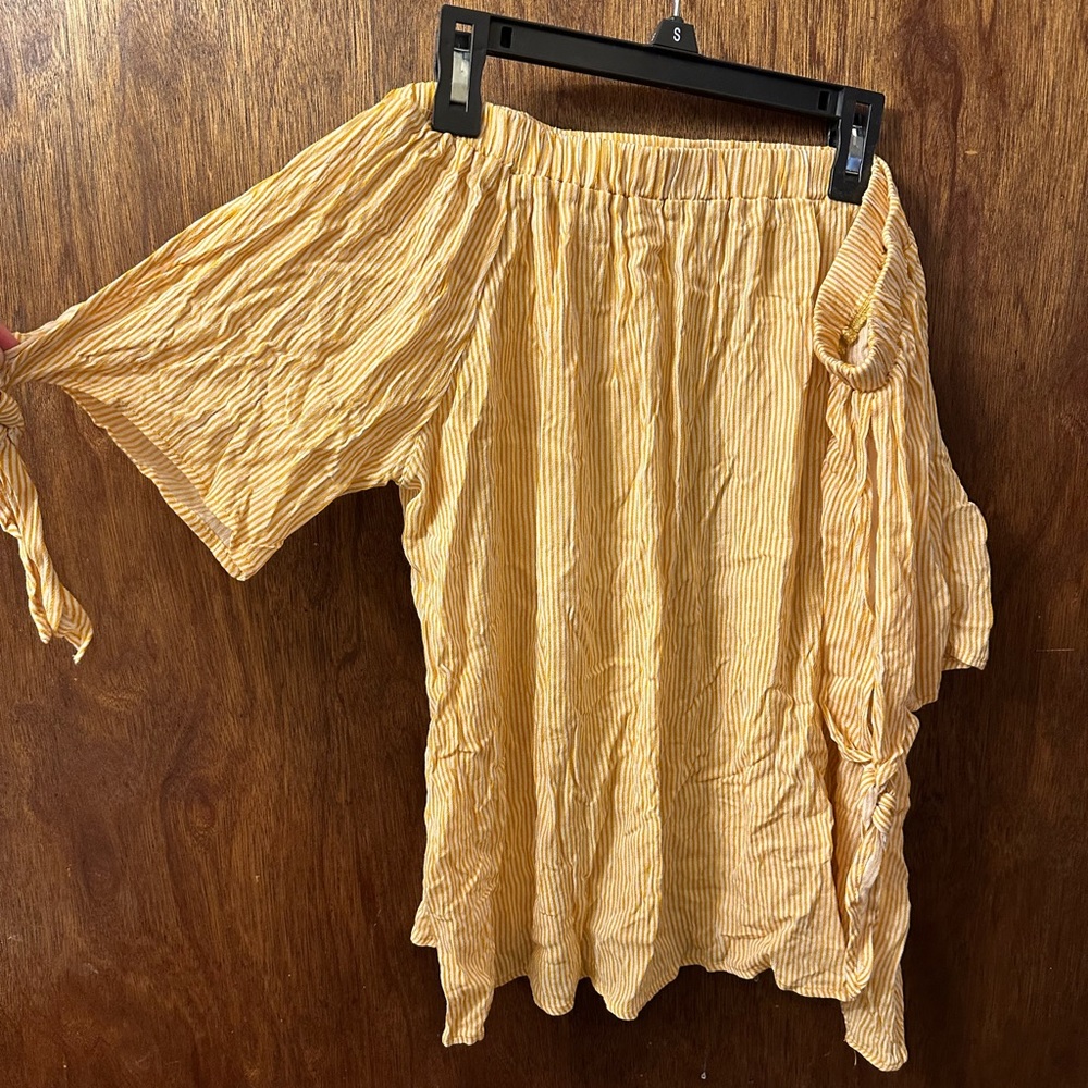Yellow and white striped flowy tube top with arm sleeves